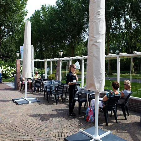 Chalet Near Swimming In North Holland *