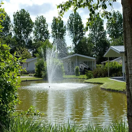 Chalet Near Swimming In North Holland *